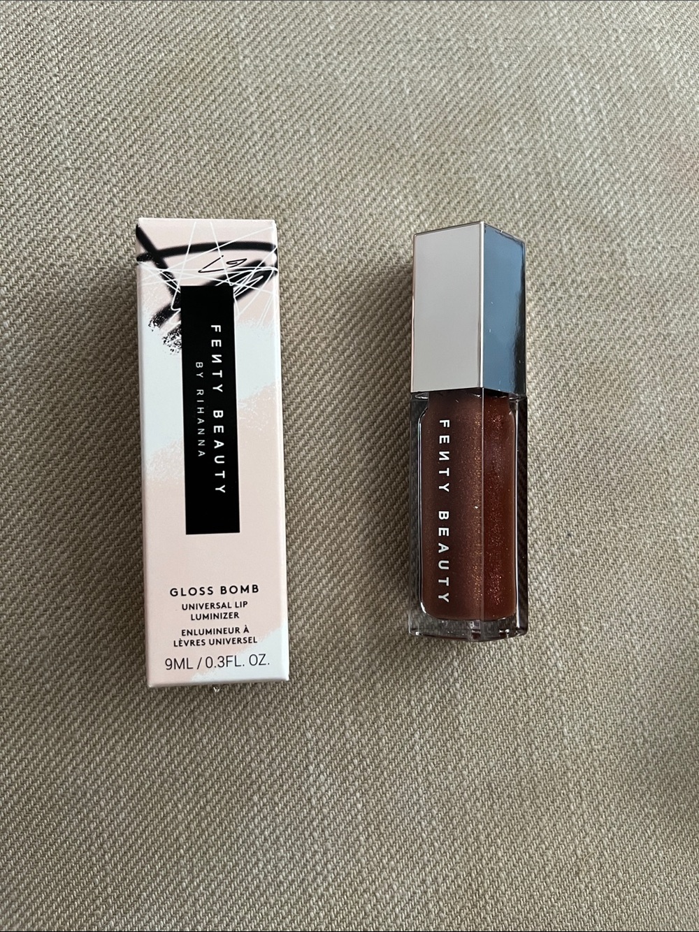 Fenty Beauty Gloss Bomb - 05 Hot Chocolit